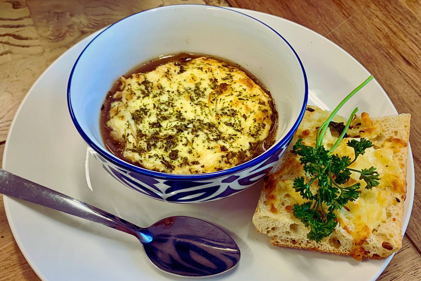 Soupe à l'oignon gratiné (petit)